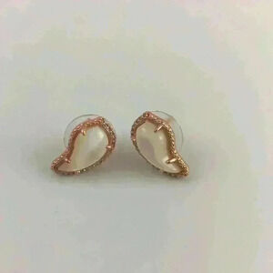 Kendra Scott new Temple in Ivory/blush gold